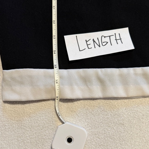 (12) Metrostyle 1950’s Throwback. Black & White Summer Work or Party Dress - Picture 9 of 13